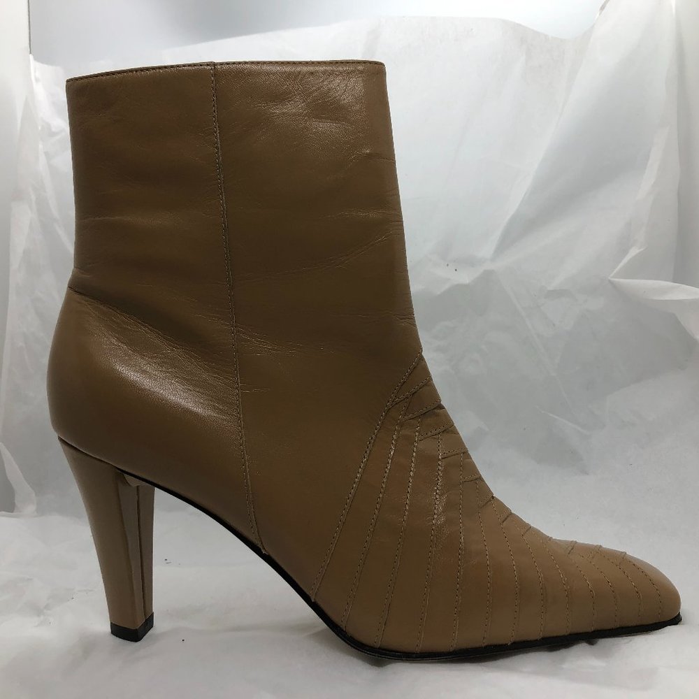 Ann Marino Tan Leather Boots Size 6.5